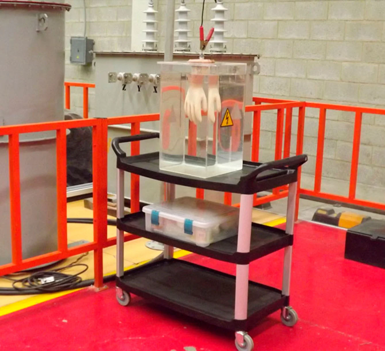 Laboratorio de Prueba a elementos de protección personal - FyR ingenieros Ltda.