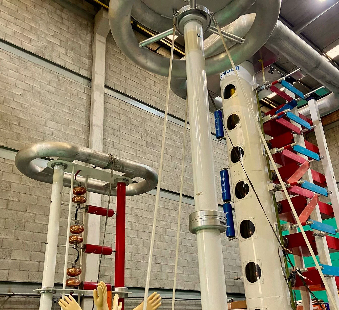 Laboratorio de Ensayos Eléctricos FyR ingenieros Ltda.